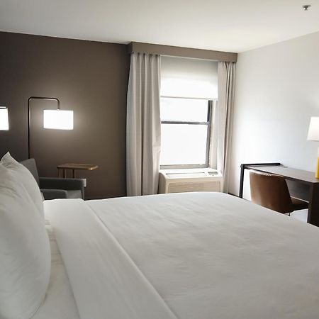 Comfort Inn Near Downtown & Blue Ridge Pkwy Marion Buitenkant foto