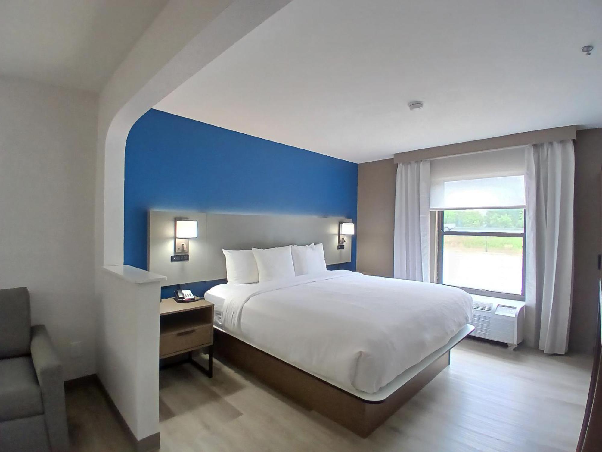 Comfort Inn Near Downtown & Blue Ridge Pkwy Marion Buitenkant foto